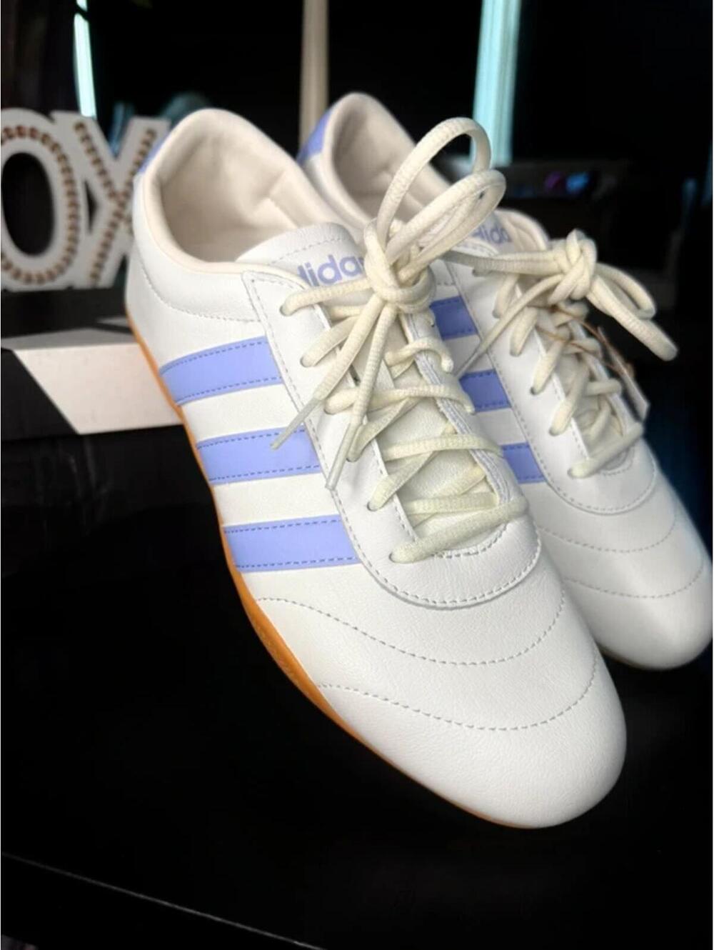 Adidas Grand Court LO Sneakers White Lavender Gum Sole Women’s 8.5 NWT